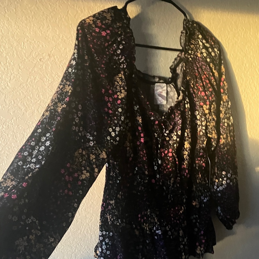 No Boundaries 100% Rayon Black Floral Rouched Waist Peasant Blouse Top women XXL - Picture 13 of 17